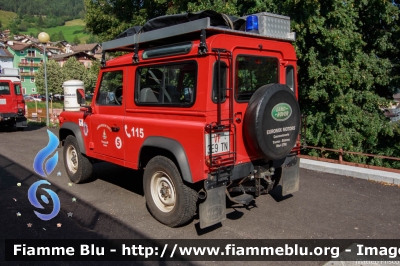 Land Rover Defender 90
Vigili del Fuoco
Unione Distrettuale di Fiemme
Corpo Volontario di Tesero (TN)
VF 3E9 TN
Parole chiave: Land_Rover Defender_90 VF3E9TN