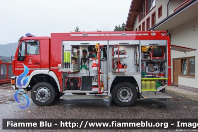 Man LE 14.280
Vigili del Fuoco
Unione Distrettuale di Fiemme
Corpo Volontario di Ziano di Fiemme (TN)
allestimento Kolfer
VF 4A7 TN
Parole chiave: Man LE_14.280 VF4A7TN