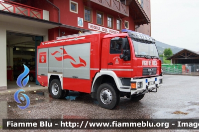 Man LE 14.280
Vigili del Fuoco
Unione Distrettuale di Fiemme
Corpo Volontario di Ziano di Fiemme (TN)
allestimento Kolfer
VF 4A7 TN
Parole chiave: Man_LE 14.280 VF4A7TN