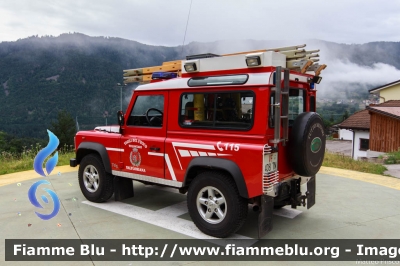 Land Rover Defender 90
Vigili del Fuoco
Unione Distrettuale di Fiemme
Corpo Volontario di Valfloriana (TN)
allestimento Brandshutz
VF 4D8 TN
Parole chiave: Land_Rover Defender_90 VF4D8TN