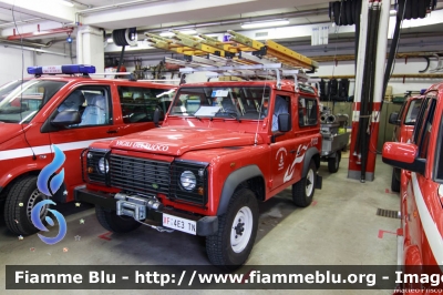 Land Rover Defender 90
Vigili del Fuoco
Unione Distrettuale di Fiemme
Corpo Volontario di Ziano di Fiemme (TN)
VF 4E3 TN
Parole chiave: Land_Rover Defender_90 VF4E3TN