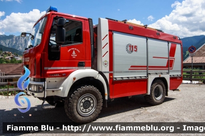 Iveco EuroCargo 110E22 4x4 III serie
Vigili del Fuoco
Distretto di Fiemme
Corpo Volontario di Carano (TN)
allestimento Kolfer-Fahrzeugbau
VF 4E5 TN
Parole chiave: Iveco EuroCargo_110E22_4x4_IIIserie VF4E5TN