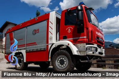 Iveco EuroCargo 110E22 4x4 III serie
Vigili del Fuoco
Distretto di Fiemme
Corpo Volontario di Carano (TN)
allestimento Kolfer-Fahrzeugbau
VF 4E5 TN
Parole chiave: Iveco EuroCargo_110E22_4x4_IIIserie VF4E5TN