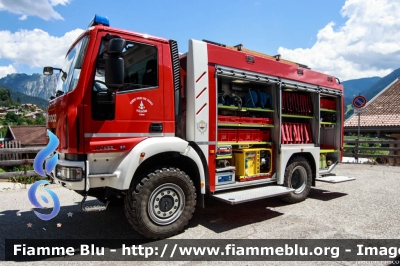 Iveco EuroCargo 110E22 4x4 III serie
Vigili del Fuoco
Distretto di Fiemme
Corpo Volontario di Carano (TN)
allestimento Kolfer-Fahrzeugbau
VF 4E5 TN
Parole chiave: Iveco EuroCargo_110E22_4x4_IIIserie VF4E5TN