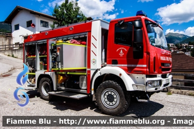 Iveco EuroCargo 110E22 4x4 III serie
Vigili del Fuoco
Distretto di Fiemme
Corpo Volontario di Carano (TN)
allestimento Kolfer-Fahrzeugbau
VF 4E5 TN
Parole chiave: Iveco EuroCargo_110E22_4x4_IIIserie VF4E5TN