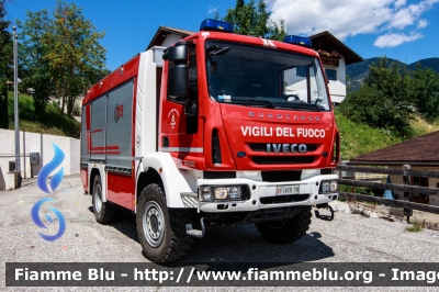 Iveco EuroCargo 110E22 4x4 III serie
Vigili del Fuoco
Distretto di Fiemme
Corpo Volontario di Carano (TN)
allestimento Kolfer-Fahrzeugbau
VF 4E5 TN
Parole chiave: Iveco EuroCargo_110E22_4x4_IIIserie VF4E5TN