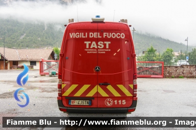 Mercedes-Benz Sprinter IV serie
Vigili del Fuoco
Unione Distrettuale di Fiemme (TN)
ospitato dal Corpo Volontario di Ziano di Fiemme (TN)
allestito Divitec
VF 4J5 TN
Parole chiave: Mercedes-Benz Sprinter_IVserie VF4J5TN