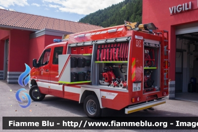 Mercedes-Benz Sprinter 4x4 III serie restyle
Vigili del Fuoco
Distretto della Val Di Sole
Corpo Volontario di Croviana (TN)
Allestito Kofler Fahrzeugbau
VF 5D8 TN
Parole chiave: Mercedes-Benz Sprinter_4x4_III_serie_restyle VF5D8TN