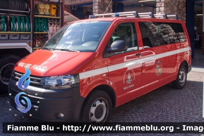 Volkswagen Transporter T5 restyle
Vigili del Fuoco
Unione distrettuale di Mezzolombardo
Corpo Volontario di Molveno (TN)
VF 5J1 TN
Parole chiave: Volkswagen Transporter_T5_restyle VF5J1TN