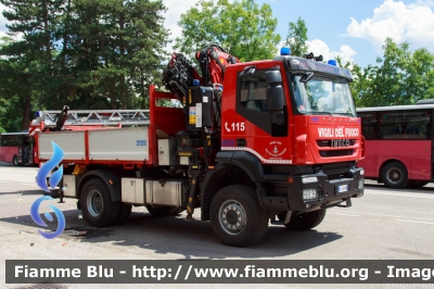 Iveco Trakker 4x4 II serie
Vigili del Fuoco
Unione Distrettuale di Fiemme (TN)
ospitato dal Corpo Volontario di Cavalese (TN)
VF 5K9 TN
Parole chiave: Iveco Trakker_4x4_IIserie VF5K9TN