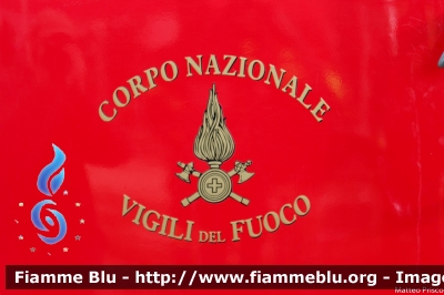 Fiat 682N2
Vigili del Fuoco
Comando Provinciale di Roma
AutoScala da 47 metri
allestimento Metz
Mezzo Storico
Veicolo restaurato e preservato presso
il Distaccamento di Tivoli (RM)
VF 6070
Parole chiave: Fiat 682N2 VF6070