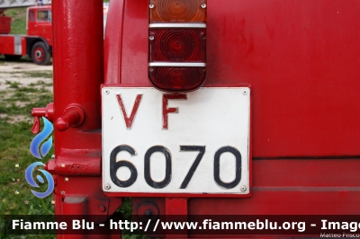 Fiat 682N2
Vigili del Fuoco
Comando Provinciale di Roma
AutoScala da 47 metri
allestimento Metz
Mezzo Storico
Veicolo restaurato e preservato presso
il Distaccamento di Tivoli (RM)
VF 6070
Parole chiave: Fiat 682N2 VF6070