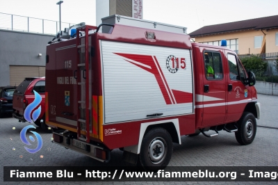 Scam Sm55 4x4
Vigili del Fuoco
Unione distrettuale di Mezzolombardo
Corpo Volontario di Fai della Paganella (TN)
Allestito Kofler
VF 6A5 TN
Parole chiave: Scam Sm55_4x4 VF6A5TN