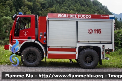 Iveco EuroCargo 150E30 4x4 III serie
Vigili del Fuoco
Distretto di Trento
Corpo Volontario di Sover (TN)
Allestimento Magirus
VF 6D3 TN
Parole chiave: Iveco EuroCargo_150E30_4x4_III_serie VF6D3TN