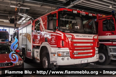 Scania P400 4x4 I serie
Vigili del Fuoco
Corpo Permanente di Trento
AutoPompaSerbatoio allestimento Gimaex con sistema One Seven
VF 6E8 TN
Parole chiave: Scania P400_4x4_Iserie VF6E8TN