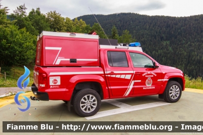 Volkswagen Amarok
Vigili del Fuoco
Unione Distrettuale di Fiemme
Corpo Volontario di Valfloriana (TN)
allestimento Divitec
VF 6L8 TN
Parole chiave: Volkswagen Amarok VF6L8TN