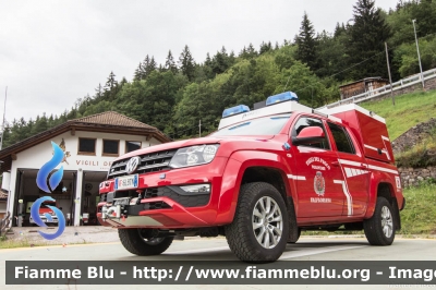 Volkswagen Amarok
Vigili del Fuoco
Unione Distrettuale di Fiemme
Corpo Volontario di Valfloriana (TN)
allestimento Divitec
VF 6L8 TN
Parole chiave: Volkswagen Amarok VF6L8TN