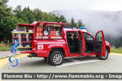 Volkswagen Amarok
Vigili del Fuoco
Unione Distrettuale di Fiemme
Corpo Volontario di Valfloriana (TN)
allestimento Divitec
VF 6L8 TN
Parole chiave: Volkswagen Amarok VF6L8TN