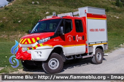 Iveco Daily 4x4 VI serie
Vigili del Fuoco
Distretto della Val Di Sole
Corpo Volontario di Pejo (TN)
Polisoccorso allestimento Magirus
VF 7D8 TN
Parole chiave: Iveco Daily_4x4_VIserie VF7D8TN