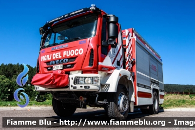 Iveco EuroCargo 150E30 4x4 III serie
Vigili del Fuoco
Distretto di Fiemme
Corpo Volontario di Castello di Fiemme (TN)
AutoPompaSerbatoio allestimento Iveco-Magirus
VF 7E7 TN
Parole chiave: Iveco EuroCargo_150E30_4x4_IIIserie VF7E7TN