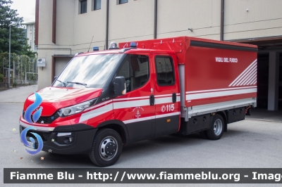 Iveco Daily VI serie
Vigili del Fuoco
Distretto di Trento
Corpo Volontario di Lavis (TN)
VF 7J5 TN
Parole chiave: Iveco Daily_VIserie VF7J5TN