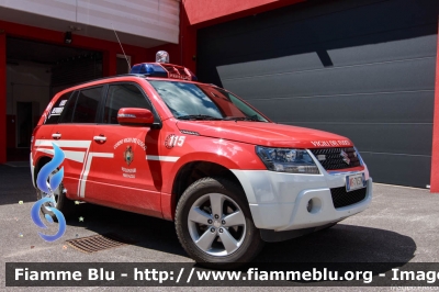 Suzuki Grand Vitara III serie
Vigili del Fuoco
Unione Distrettuale di Fiemme
Corpo Volontario di Predazzo (TN)
allestimento Pro Fire
VF 7K5 TN
Parole chiave: Suzuki Grand_Vitara_IIIserie VF7K5TN