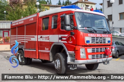 Volvo FM 400 4x4 II serie
Vigili del Fuoco
Unione Distrettuale di Fondo
Corpo Volontario di Fondo (TN)
AutoPompaSerbatoio
allestimento Ziegler
VF 8A0 TN
Parole chiave: Volvo FM_400_4x4_IIserie VF8A0TN