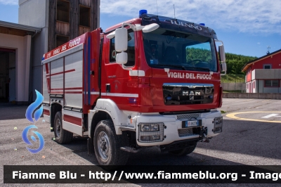 Man TGM 13.280 4x4 II serie
Vigili del Fuoco
Unione distrettuale di Cles
Corpo Volontario di Tuenno (TN)
AutoPompa allestimento Iveco Magirus
VF 8H2 TN
Parole chiave: Man TGM_13.280_4x4_II_serie VF8H2TN