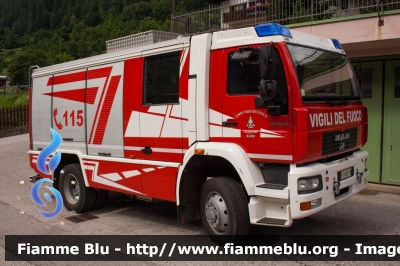 Man LE280B
Vigili del Fuoco
Distretto della Val Di Sole
Corpo Volontario di Rabbi (TN)
Allestito Rosenbauer
VF 9C6 TN
Parole chiave: Man LE280B VF9C6TN