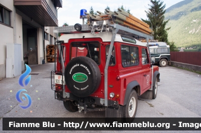 Land-Rover Defender 90
Vigili del Fuoco
Distretto della Val Di Sole
Corpo Volontario di Caldes (TN)
VF 9D0 TN
Parole chiave: Land-Rover Defender_90 VF9D0TN