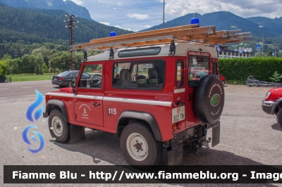 Land-Rover Defender 90
Vigili del Fuoco
Distretto della Val Di Sole
Corpo Volontario di Monclassico (TN)
VF 9D2 TN
Parole chiave: Land-Rover Defender_90 VF9D2TN