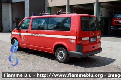 Volkswagen Transporter T5 4Motion
Vigili del Fuoco
Unione Distrettuale di Fiemme (TN)
ospitato dal Corpo Volontario di Cavalese (TN)
VF 9H6 TN
Parole chiave: Volkswagen Transporter_T5_4Motion VF9H6TN