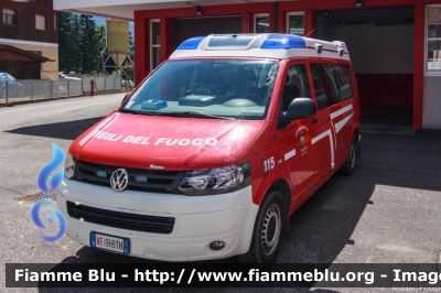 Volkswagen Transporter T5 restyle
Vigili del Fuoco
Unione Distrettuale di Fiemme
Corpo Volontario di Predazzo (TN)
allestimento Rosenbauer
VF 9H8 TN
Parole chiave: Volkswagen Transporter_T5_restyle VF9H8TN