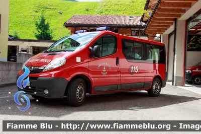 Opel Vivaro II serie
Vigili del Fuoco
Distretto di Fiemme
Corpo Volontario di Moena (TN)
VF A21 TN
Parole chiave: Opel Vivaro_IIserie VFA21TN