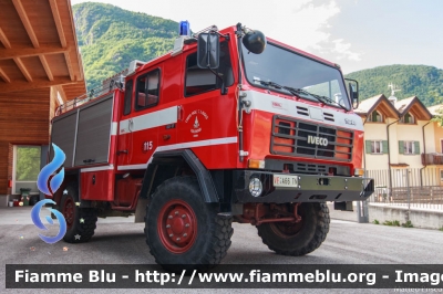 Iveco PC 80-17
Vigili del Fuoco
Distretto di Trento
Corpo Volontario di Cembra (TN)
allestimento BAI
VF A66 TN
Parole chiave: Iveco PC 80-17 VFA66TN