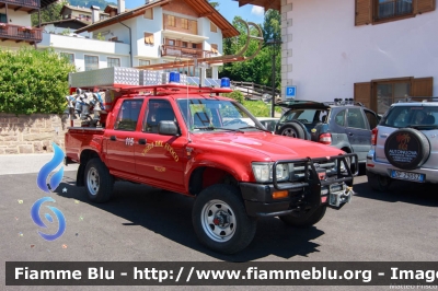 Toyota Hilux I serie
Vigili del Fuoco
Distretto di Fiemme
Corpo Volontario di Daiano (TN)
VF A77 TN
Parole chiave: Toyota Hilux_Iserie VFA77TN