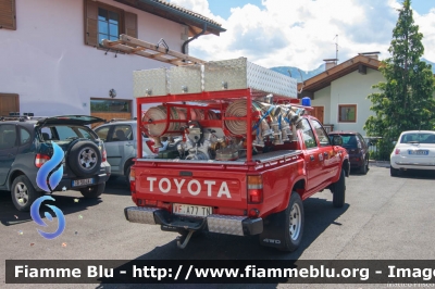 Toyota Hilux I serie
Vigili del Fuoco
Distretto di Fiemme
Corpo Volontario di Daiano (TN)
VF A77 TN
Parole chiave: Toyota Hilux_Iserie VFA77TN