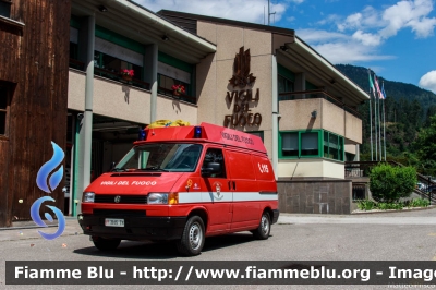 Volkswagen Transporter T4 Syncro
Vigili del Fuoco
Distretto di Fiemme
Corpo Volontario di Cavalese (TN)
allestimento Bai
VF B45 TN
Parole chiave: Volkswagen Transporter_T4_Syncro VFB45TN