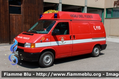 Volkswagen Transporter T4 Syncro
Vigili del Fuoco
Distretto di Fiemme
Corpo Volontario di Cavalese (TN)
allestimento Bai
VF B45 TN
Parole chiave: Volkswagen Transporter_T4_Syncro VFB45TN