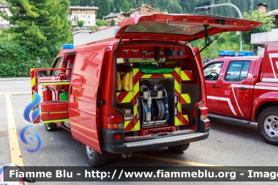 VolksWagen T4 Syncro
Vigili del Fuoco
Distretto di Fiemme
Corpo Volontario di Moena (TN)
allestimento BrandShutz
VF B77 TN
Parole chiave: VolksWagen T4_Syncro VFB77TN