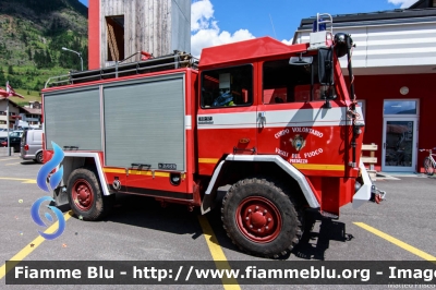 Iveco 80-17
Vigili del Fuoco
Unione Distrettuale di Fiemme
Corpo Volontario di Predazzo (TN)
allestimento Baribbi
VF C26 TN
Parole chiave: Iveco 80-17 VFC26TN