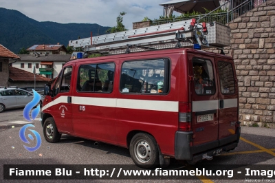 Fiat Ducato II serie
Vigili del Fuoco
Unione Distrettuale di Trento
Corpo Volontario di Segonzano (TN)
VF C35 TN
Parole chiave: Fiat Ducato_IIserie VFC35TN