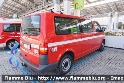 Volkswagen Transporter T5
Vigili del Fuoco
Distretto della Vallagarina
Corpo Volontario di Nomi (TN)
VF C76 TN
Parole chiave: Volkswagen Transporter_T5 VFC76TN