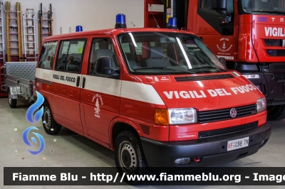 Volkswagen Transporter T4
Vigili del Fuoco
Distretto della Vallagarina
Corpo Volontario di Isera (TN)
VF C98TN
Parole chiave: Volkswagen Transporter_T4 VFC98TN