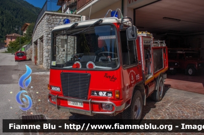 OM Zeta 4X4
Vigili del Fuoco
Unione distrettuale di Cles
Corpo Volontario di Bresimo (TN)
VF D59 TN
Parole chiave: OM Zeta_4X4 VFD59TN