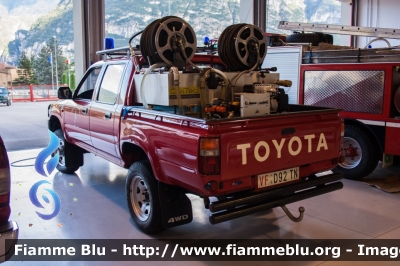 Toyota Hilux I serie
Vigili del Fuoco
Unione distrettuale di Mezzolombardo
Corpo Volontario di Roverè della Luna (TN)
VF D92 TN
Parole chiave: Toyota Hilux_I_serie VFD92TN