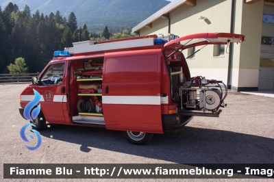 Volkswagen Transporter T4
Vigili del Fuoco
Unione distrettuale di Mezzolombardo
Corpo Volontario di Andalo (TN)
Allestimento Brandshutz
VF E28 TN
Parole chiave: Volkswagen Transporter_T4 VFE28TN