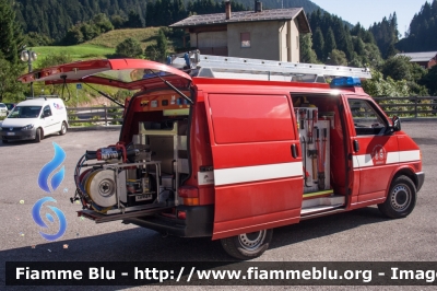 Volkswagen Transporter T4
Vigili del Fuoco
Unione distrettuale di Mezzolombardo
Corpo Volontario di Andalo (TN)
Allestimento Brandshutz
VF E28 TN
Parole chiave: Volkswagen Transporter_T4 VFE28TN