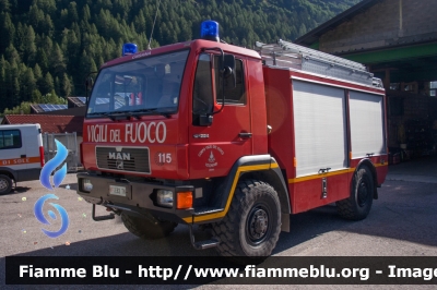 Man 10.224
Vigili del Fuoco
Distretto della Val Di Sole
Corpo Volontario di Ossana (TN)
Allestito Fulmix
VF E83 TN
Parole chiave: Man 10.224 VFE83TN