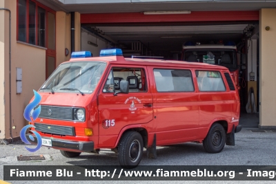 Volkswagen Transporter T3
Vigili del Fuoco
Unione Distrettuale di Fondo
Corpo Volontario di Fondo (TN)
allestimento Brandshutz
ex ambulanza riallestito a carro aria
dal Corpo di Fondo
VF E94 TN
Parole chiave: Volkswagen Transporter_T3 VFE94TN